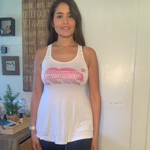 Tank - Picture 1 of 2